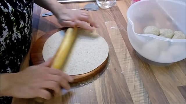 How To Make Chapati Or Roti