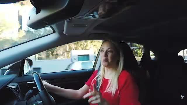 Juliet Drives Lexus RX450h