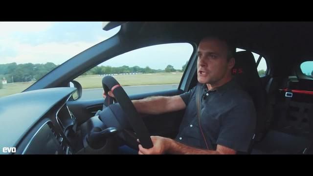 Renault Megane RS Trophy-R track test