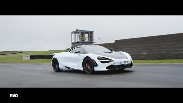 McLaren 720S 