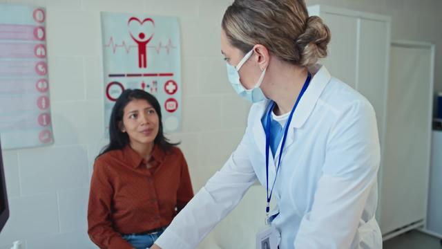 Dr Jonathan Redelinghuys: Breast Cancer